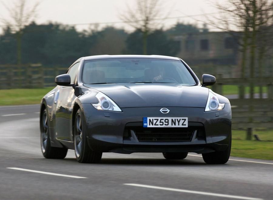 Nissan 370Z Black Edition 2010 года  (фото 4 из 5)